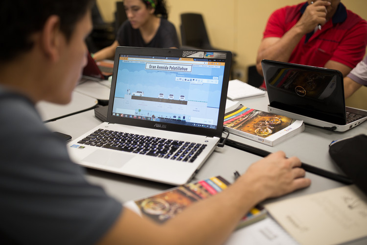 Workshop na Colômbia. Imagem © Claudio Olivares Medina